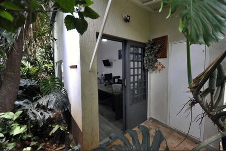 Casa à venda com 359m², 7 quartos e 3 vagas Casa à venda com 359m², 7 quartos e 3 vagasFoto 40