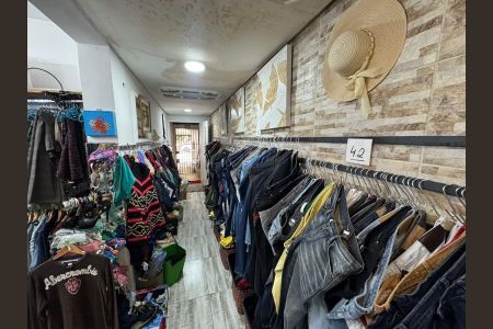 Foto 10 de casa à venda com 4 quartos, 220m² em Parque Continental, São Paulo