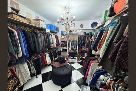 Foto 06 de casa à venda com 4 quartos, 220m² em Parque Continental, São Paulo