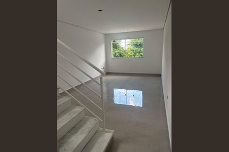 Foto 01 de casa à venda com 3 quartos, 153m² em Bela Vista, Osasco
