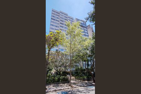 Apartamento para alugar com 56m², 1 quarto e sem vaga Apartamento para alugar com 56m², 1 quarto e sem vagaFachada