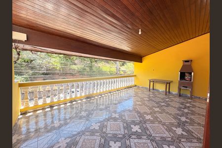 Sacada de casa para alugar com 3 quartos, 140m² em Vila Popular, Várzea Paulista