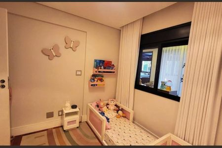 Apartamento à venda com 103m², 2 quartos e 2 vagas Apartamento à venda com 103m², 2 quartos e 2 vagasQuarto