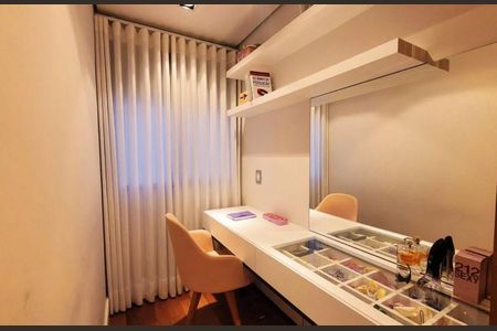 Apartamento à venda com 103m², 2 quartos e 2 vagas Apartamento à venda com 103m², 2 quartos e 2 vagasQuarto