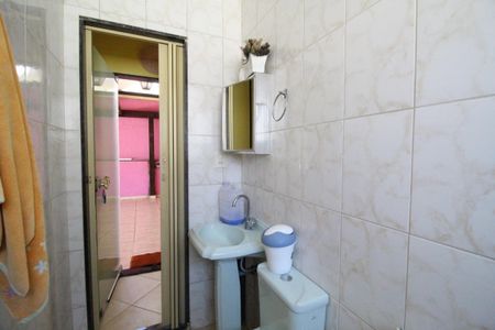 Casa de condomínio para alugar com 242m², 4 quartos e 1 vagaBanheiro da suíte 3