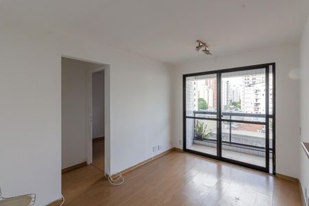 Sala de apartamento para alugar com 1 quarto, 40m² em Vila Nova Conceição, São Paulo
