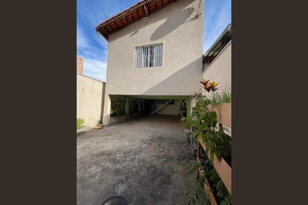 Casa à venda com 212m², 3 quartos e 2 vagasFoto 18