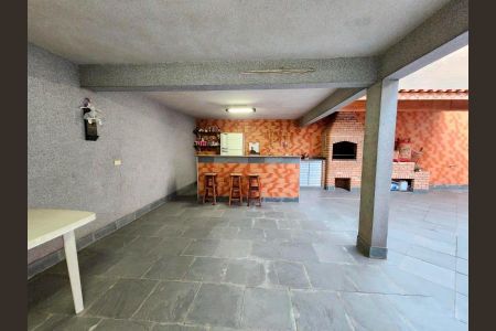 Casa à venda com 260m², 4 quartos e 6 vagasFoto 30