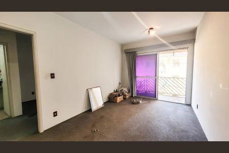 Sala de apartamento à venda com 1 quarto, 45m² em Bosque, Campinas