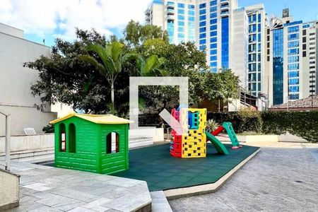 Apartamento à venda com 83m², 2 quartos e 2 vagasÁrea comum - Playground