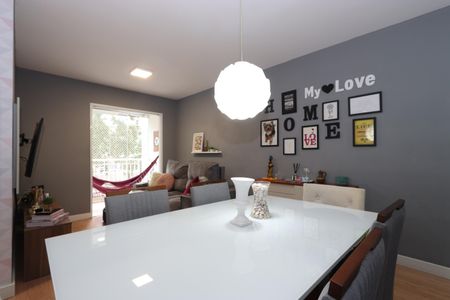 Apartamento à venda com 75m², 3 quartos e 1 vagaSala de Jantar