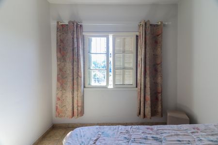 Casa à venda com 75m², 2 quartos e 2 vagas Casa à venda com 75m², 2 quartos e 2 vagasQuarto 2