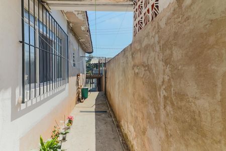 Casa à venda com 75m², 2 quartos e 2 vagas Casa à venda com 75m², 2 quartos e 2 vagasLavanderia