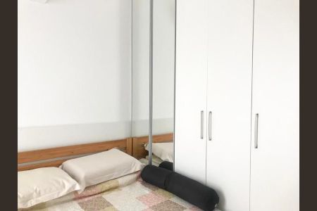 Foto 02 de casa de condomínio à venda com 4 quartos, 325m² em Alphaville, Santana de Parnaíba