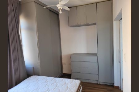 Quarto de apartamento à venda com 1 quarto, 31m² em Santo Antônio, Belo Horizonte