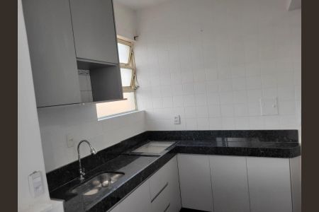Apartamento à venda com 31m², 1 quarto e 1 vaga Apartamento à venda com 31m², 1 quarto e 1 vagaCozinha