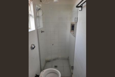 Banheiro de apartamento à venda com 1 quarto, 31m² em Santo Antônio, Belo Horizonte