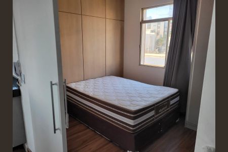 Quarto de apartamento à venda com 1 quarto, 31m² em Santo Antônio, Belo Horizonte