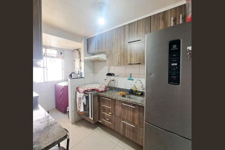 Cozinha de apartamento para alugar com 2 quartos, 44m² em Conceicao, Osasco