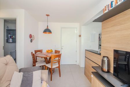 Sala de apartamento para alugar com 2 quartos, 66m² em Morro Santana, Porto Alegre