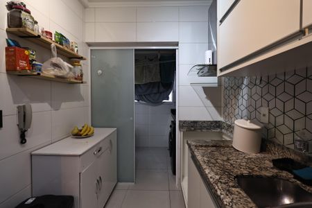 Apartamento à venda com 96m², 3 quartos e 2 vagasCozinha