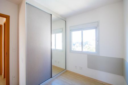 Apartamento à venda com 64m², 2 quartos e 2 vagasQuarto 2