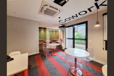 Apartamento para alugar com 43m², 2 quartos e 1 vagaÁrea comum - Salão de festas