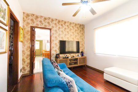 Sala de casa à venda com 2 quartos, 250m² em Parque Sonia, São Paulo