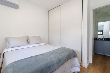 Studio para alugar com 35m², 1 quarto e 1 vaga Studio para alugar com 35m², 1 quarto e 1 vagaQuarto