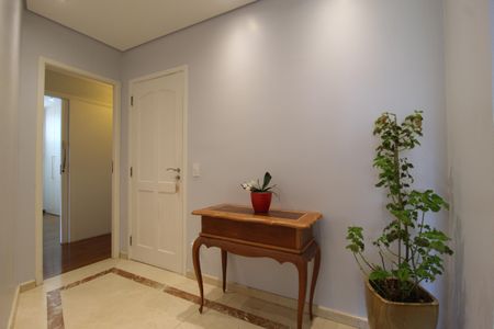 Apartamento à venda com 212m², 4 quartos e 2 vagasHall de Entrada