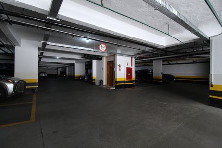 Apartamento à venda com 212m², 4 quartos e 2 vagasGaragem