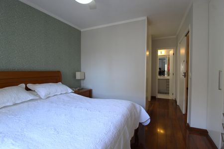 Apartamento à venda com 212m², 4 quartos e 2 vagasQuarto 1 - Suíte