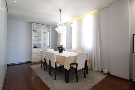 Sala de apartamento à venda com 3 quartos, 212m² em Moema, São Paulo