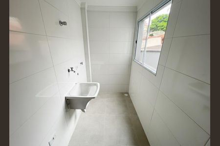 Apartamento para alugar com 40m², 2 quartos e sem vaga Apartamento para alugar com 40m², 2 quartos e sem vagaCozinha e Área de Serviço