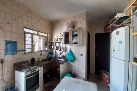Casa à venda com 300m², 3 quartos e 5 vagasCozinha 