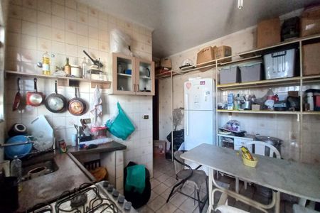Casa à venda com 300m², 3 quartos e 5 vagasCozinha 