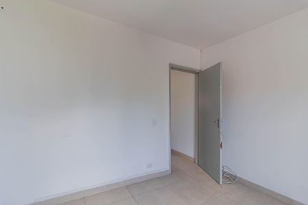 Quarto 2 de casa à venda com 3 quartos, 200m² em Vila Guilhermina, São Paulo