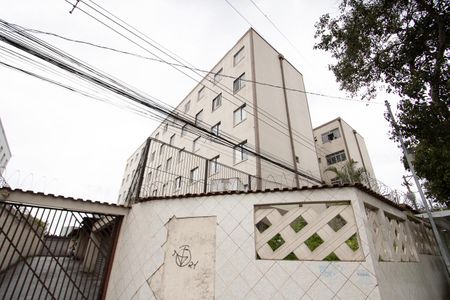 Apartamento à venda com 56m², 2 quartos e 1 vaga Apartamento à venda com 56m², 2 quartos e 1 vagaFachada