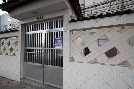 Apartamento à venda com 56m², 2 quartos e 1 vaga Apartamento à venda com 56m², 2 quartos e 1 vagaFachada + Placa