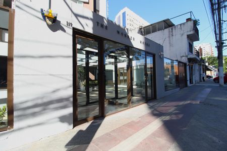 Apartamento à venda com 60m², 2 quartos e 2 vagasFachada e Portaria