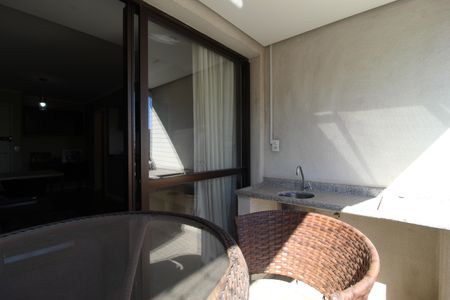 Varanda de apartamento à venda com 2 quartos, 60m² em Indianópolis, São Paulo