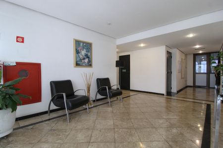 Apartamento à venda com 60m², 2 quartos e 2 vagasHall Social