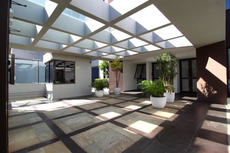 Apartamento à venda com 60m², 2 quartos e 2 vagasCondomínio