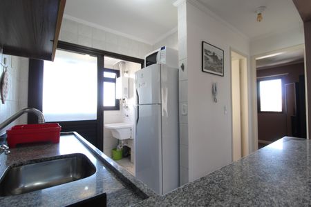 Apartamento à venda com 60m², 2 quartos e 2 vagasCozinha e Área de Serviço