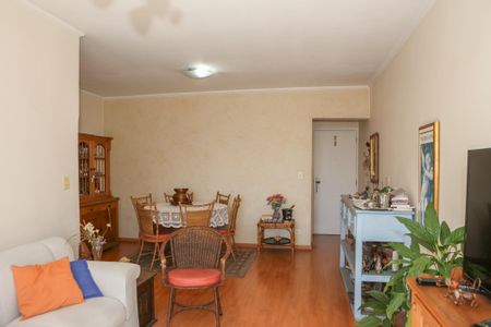 Apartamento à venda com 92m², 3 quartos e 1 vaga Apartamento à venda com 92m², 3 quartos e 1 vagaSala