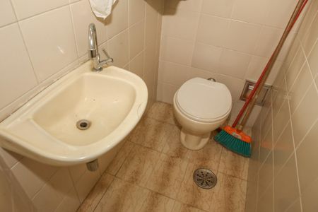 Apartamento à venda com 92m², 3 quartos e 1 vaga Apartamento à venda com 92m², 3 quartos e 1 vagaBanheiro de serviço