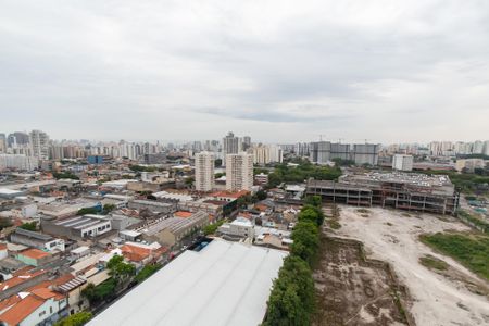 Varanda - Vista de kitnet/studio para alugar com 1 quarto, 41m² em Cambuci, São Paulo