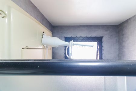 Apartamento à venda com 54m², 2 quartos e 1 vaga Apartamento à venda com 54m², 2 quartos e 1 vagaBanheiro