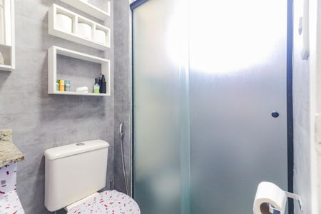 Apartamento à venda com 54m², 2 quartos e 1 vaga Apartamento à venda com 54m², 2 quartos e 1 vagaBanheiro
