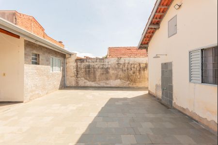 Casa à venda com 155m², 3 quartos e 4 vagasQuintal